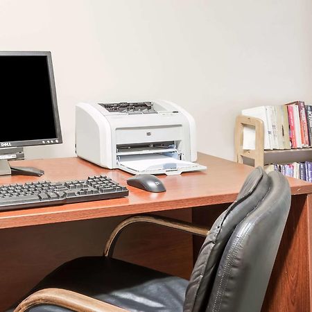 Rodeway Inn & Suites Rockford Luaran gambar