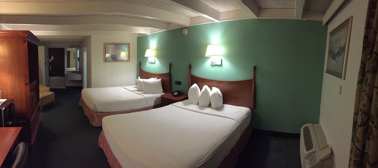 Rodeway Inn & Suites Rockford Luaran gambar