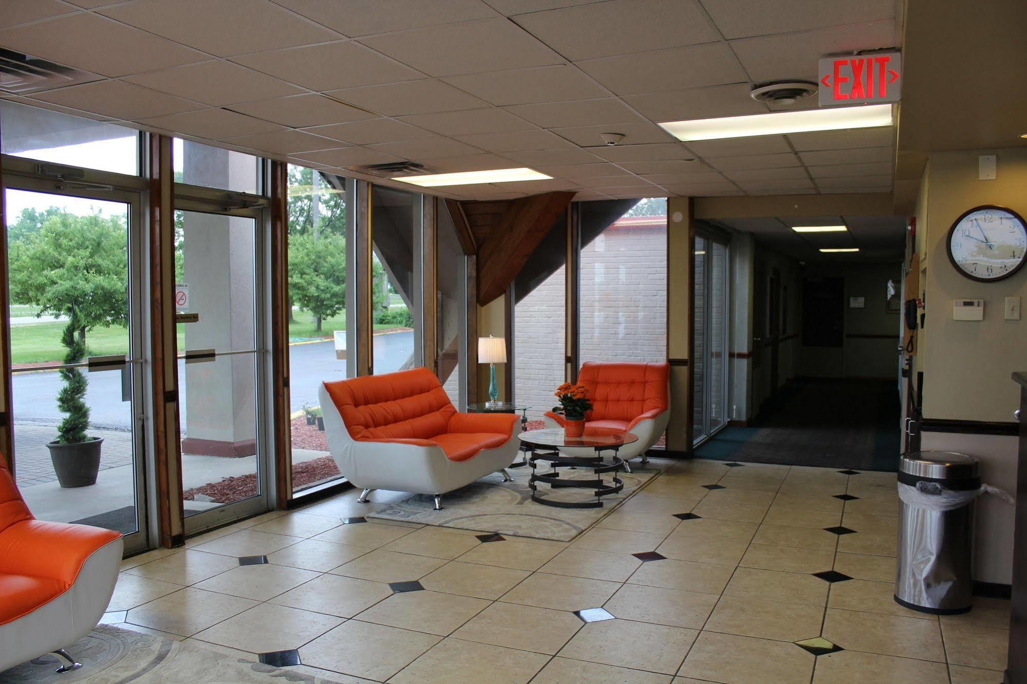 Rodeway Inn & Suites Rockford Luaran gambar