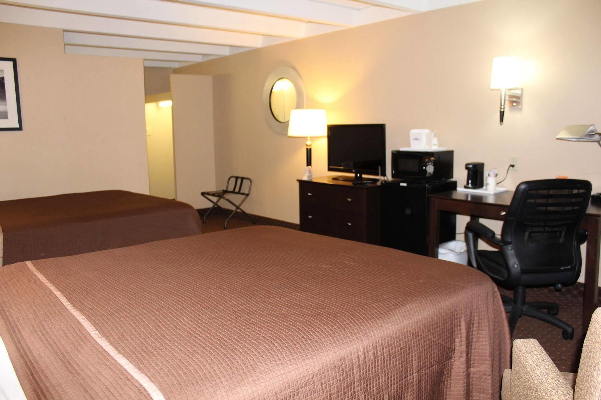Rodeway Inn & Suites Rockford Luaran gambar
