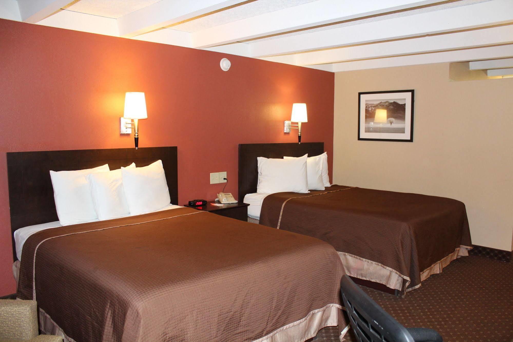 Rodeway Inn & Suites Rockford Luaran gambar