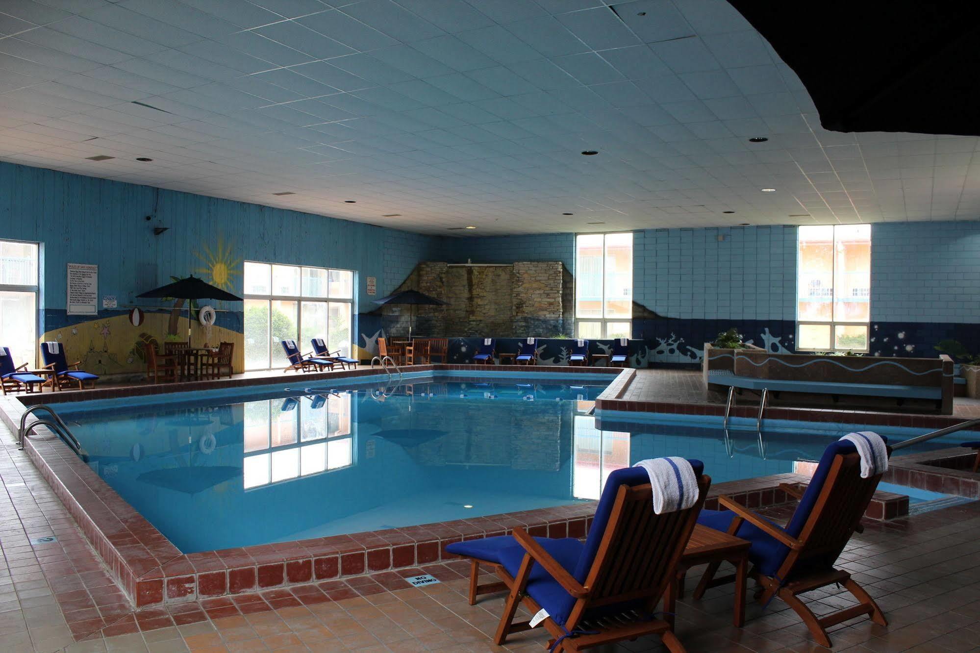 Rodeway Inn & Suites Rockford Luaran gambar
