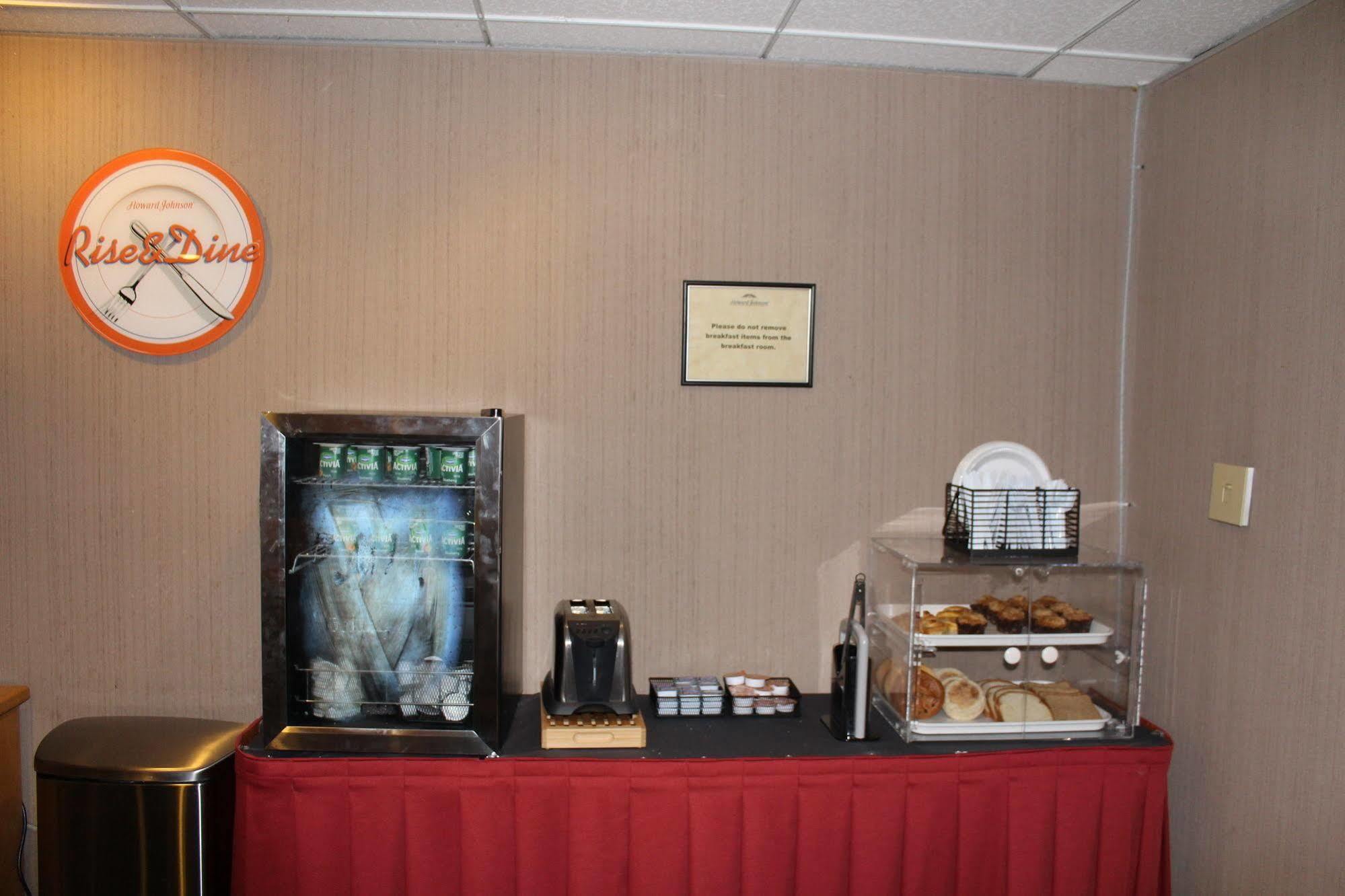 Rodeway Inn & Suites Rockford Luaran gambar