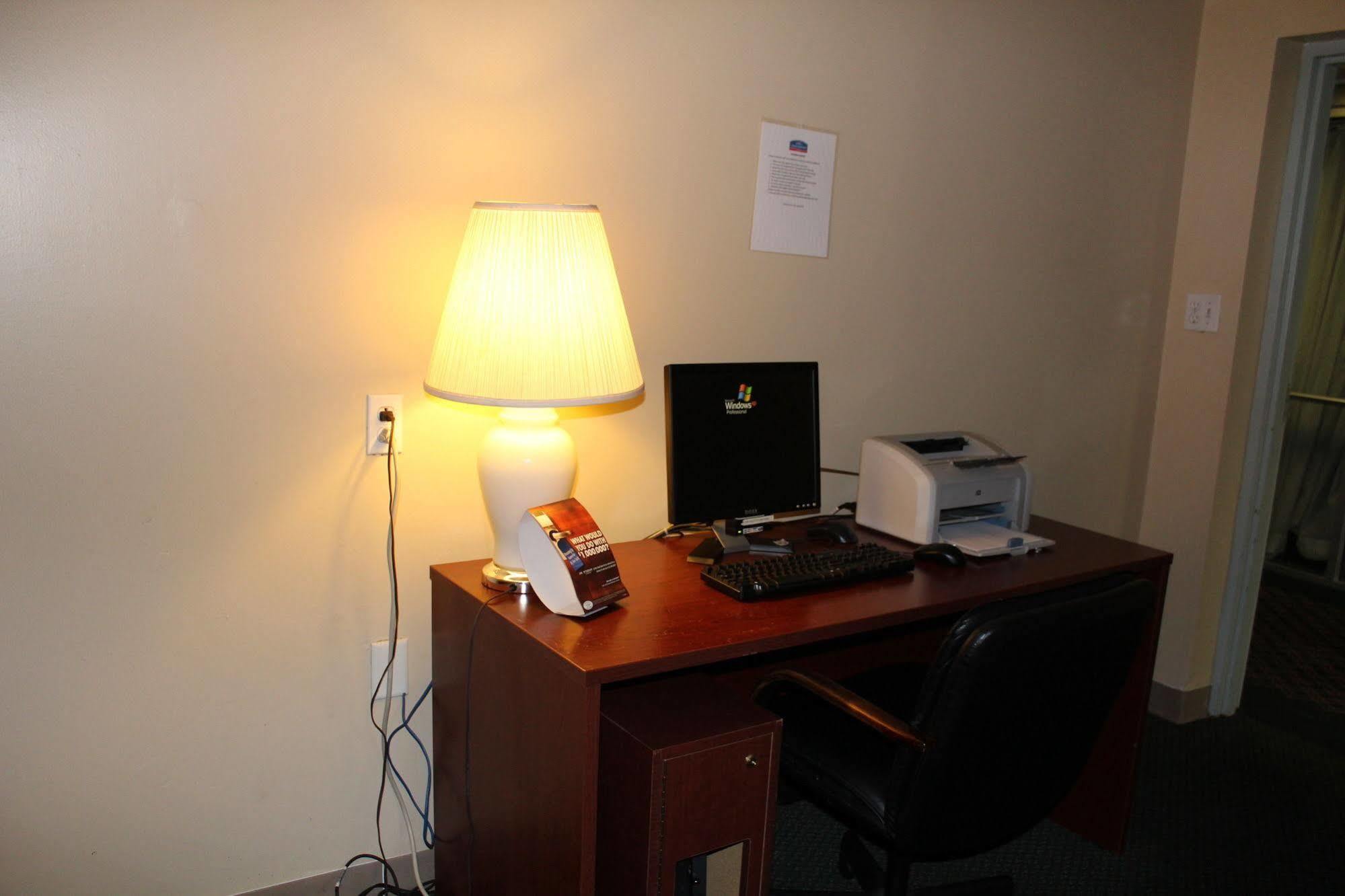 Rodeway Inn & Suites Rockford Luaran gambar