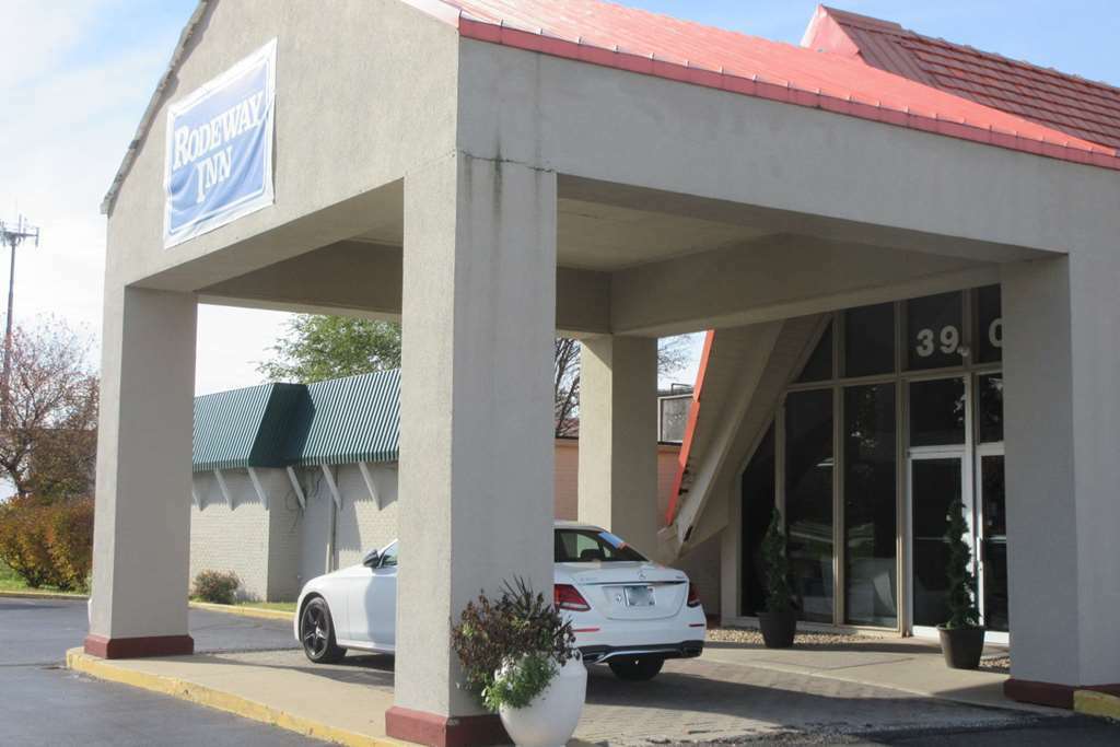 Rodeway Inn & Suites Rockford Luaran gambar